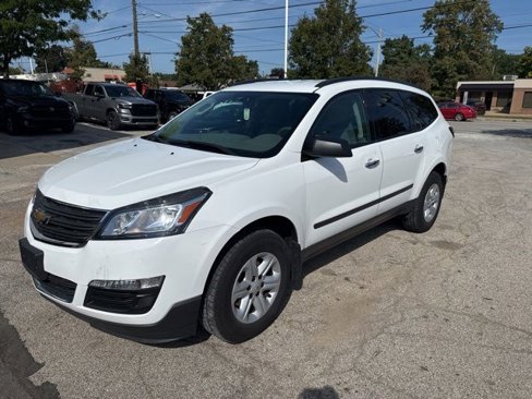 Used 2017 Chevrolet Traverse LS image 2