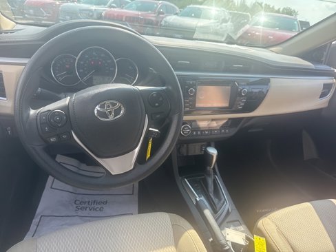 Used 2016 Toyota Corolla LE image 19