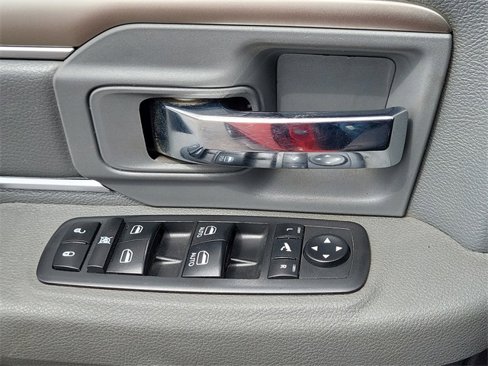 Used 2019 RAM 1500 Big Horn image 17