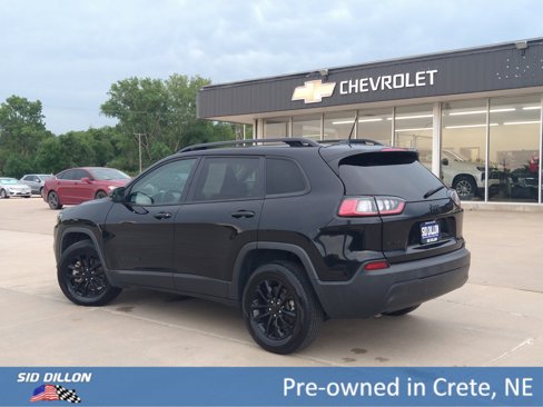 Used 2023 Jeep Cherokee Altitude Lux image 15