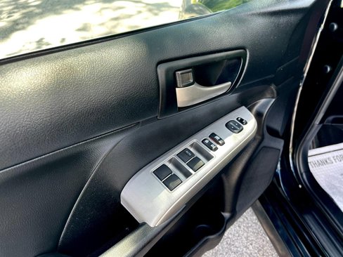 Used 2014 Toyota Camry SE image 9