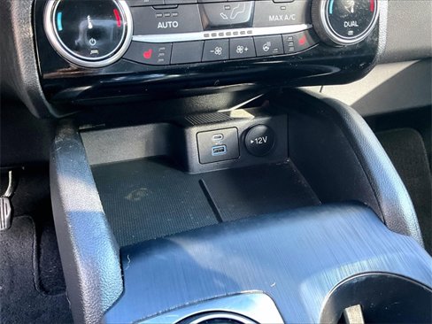 Used 2022 Ford Escape SEL image 27