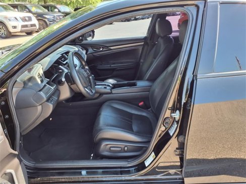 Used 2017 Honda Civic Sport Touring image 4