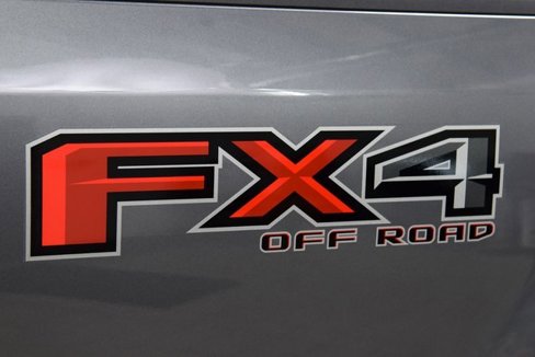 Used 2021 Ford F250 XLT w/ XLT Premium Package image 19