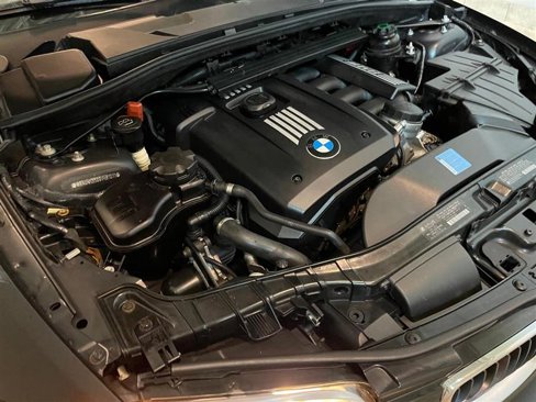 Used 2009 BMW 128i Convertible image 38