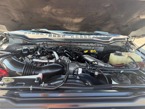 Used 2017 Ford F250 XLT w/ XLT Premium Package image 14