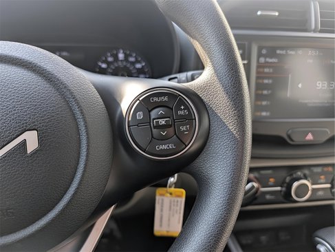 Used 2022 Kia Soul LX image 23