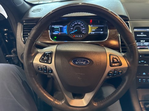 Used 2015 Ford Taurus Limited image 30