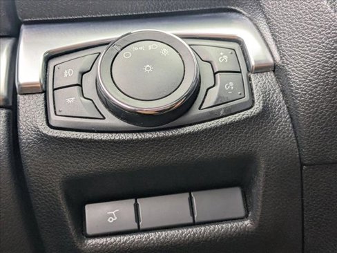 Used 2018 Ford Explorer Limited image 14