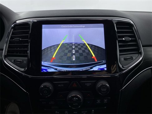 Used 2019 Jeep Grand Cherokee Limited image 7