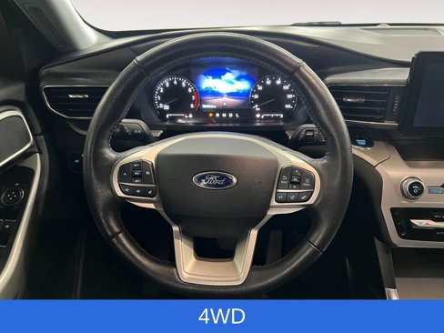 Used 2021 Ford Explorer XLT w/ Equipment Group 202A image 17