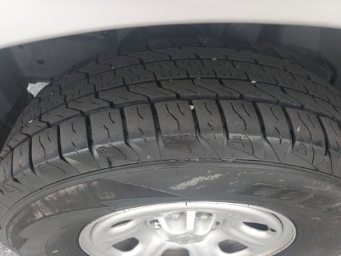 Used 2016 Nissan Frontier S image 28