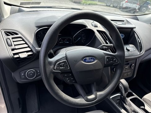 Used 2018 Ford Escape SE w/ SE Sync 3 Package image 17