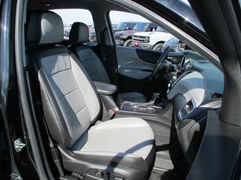 Used 2018 Chevrolet Equinox Premier image 17