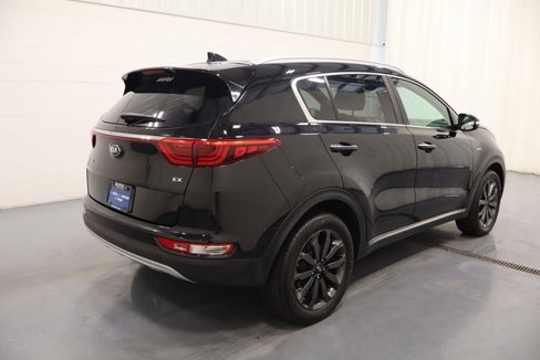 Used 2018 Kia Sportage EX w/ EX Sport Appearance Package image 8