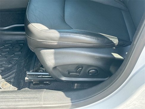 Certified 2022 Jeep Compass Limited image 18