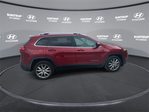 Used 2017 Jeep Cherokee Limited image 24