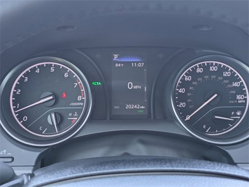 Used 2024 Toyota Camry SE image 29