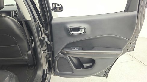 Used 2020 Jeep Compass Latitude image 33