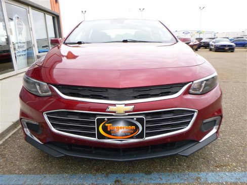 Used 2018 Chevrolet Malibu Premier w/ Premier Sun and Wheel Package image 20