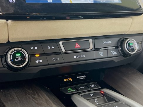 Used 2018 Honda Clarity Touring image 16