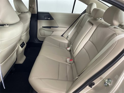 Used 2017 Honda Accord EX-L image 12