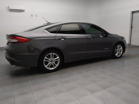 Used 2018 Ford Fusion S image 10