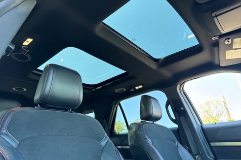 Used 2019 Ford Explorer XLT w/ Equipment Group 202A image 18
