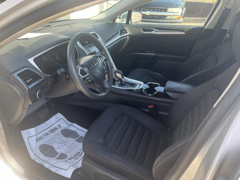 Used 2014 Ford Fusion SE image 11
