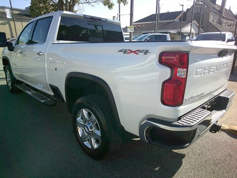 Used 2020 Chevrolet Silverado 3500 LTZ w/ LTZ Premium Package image 4