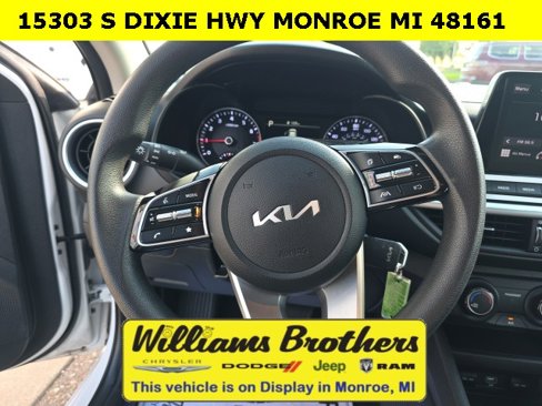 Used 2023 Kia Forte LXS image 13