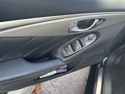 Used 2020 INFINITI Q50 Luxe w/ Essential Package (3.0T Luxe) image 14