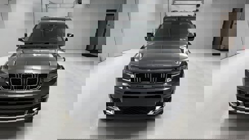 Certified 2021 Jeep Grand Cherokee L Laredo w/ Luxury Tech Group I image 3