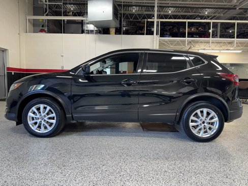 Used 2021 Nissan Rogue Sport S image 10