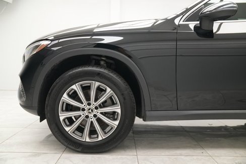 Used 2024 Mercedes-Benz GLC 300 4MATIC image 15