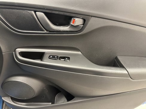 Used 2019 Hyundai Kona SE image 12