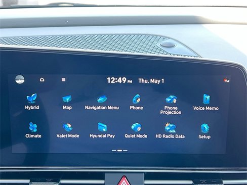 New 2025 Hyundai Elantra SEL image 15