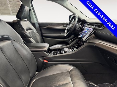 Used 2021 Jeep Grand Cherokee L Limited image 21