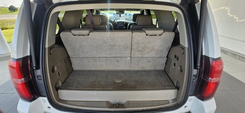 Used 2018 Chevrolet Tahoe LT w/ LT Signature Package image 12