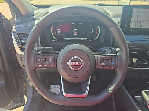 Certified 2024 Nissan Rogue SL image 42