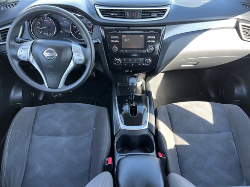 Used 2015 Nissan Rogue S image 12