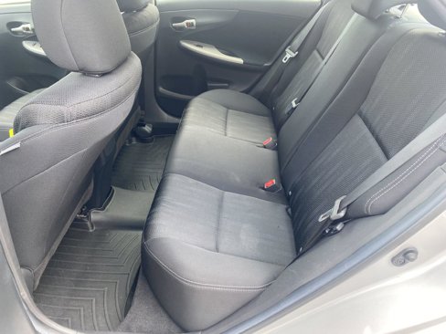 Used 2013 Toyota Corolla S image 5