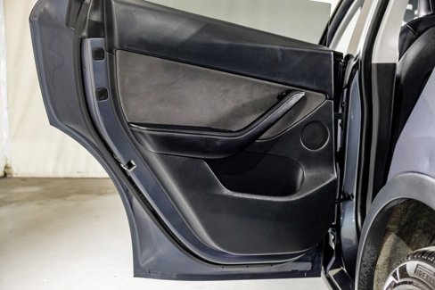 Used 2020 Tesla Model Y Long Range image 30