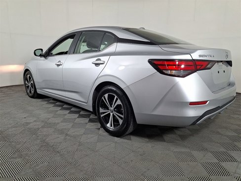 Used 2021 Nissan Sentra SV image 8