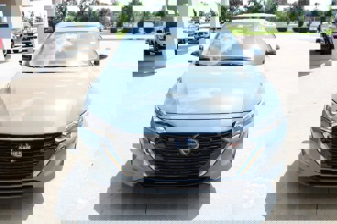 Used 2024 Nissan Sentra SR image 3