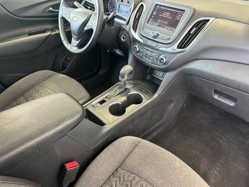 Used 2024 Chevrolet Equinox LT image 18