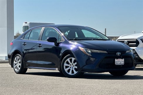 Certified 2022 Toyota Corolla LE image 2