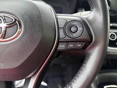 Used 2022 Toyota Corolla SE image 16