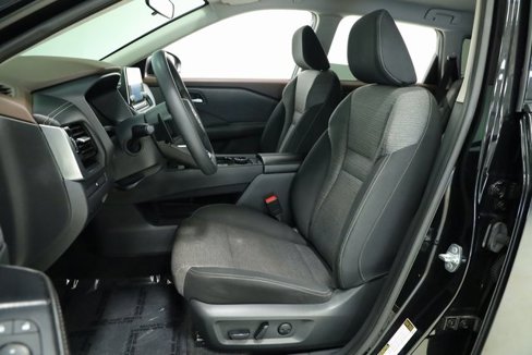 Used 2021 Nissan Rogue SV image 23