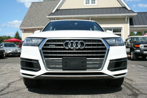 Used 2018 Audi Q7 3.0T Prestige w/ Prestige Package image 3